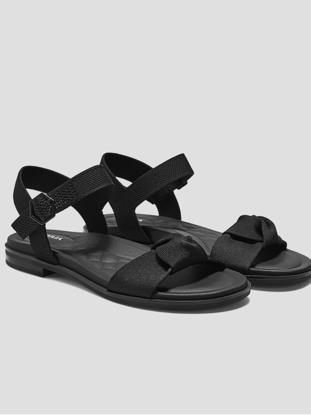 VIVAIA Women’s Black Arch Pro Adapt All Black Paloma Sandals Size 10/41.5